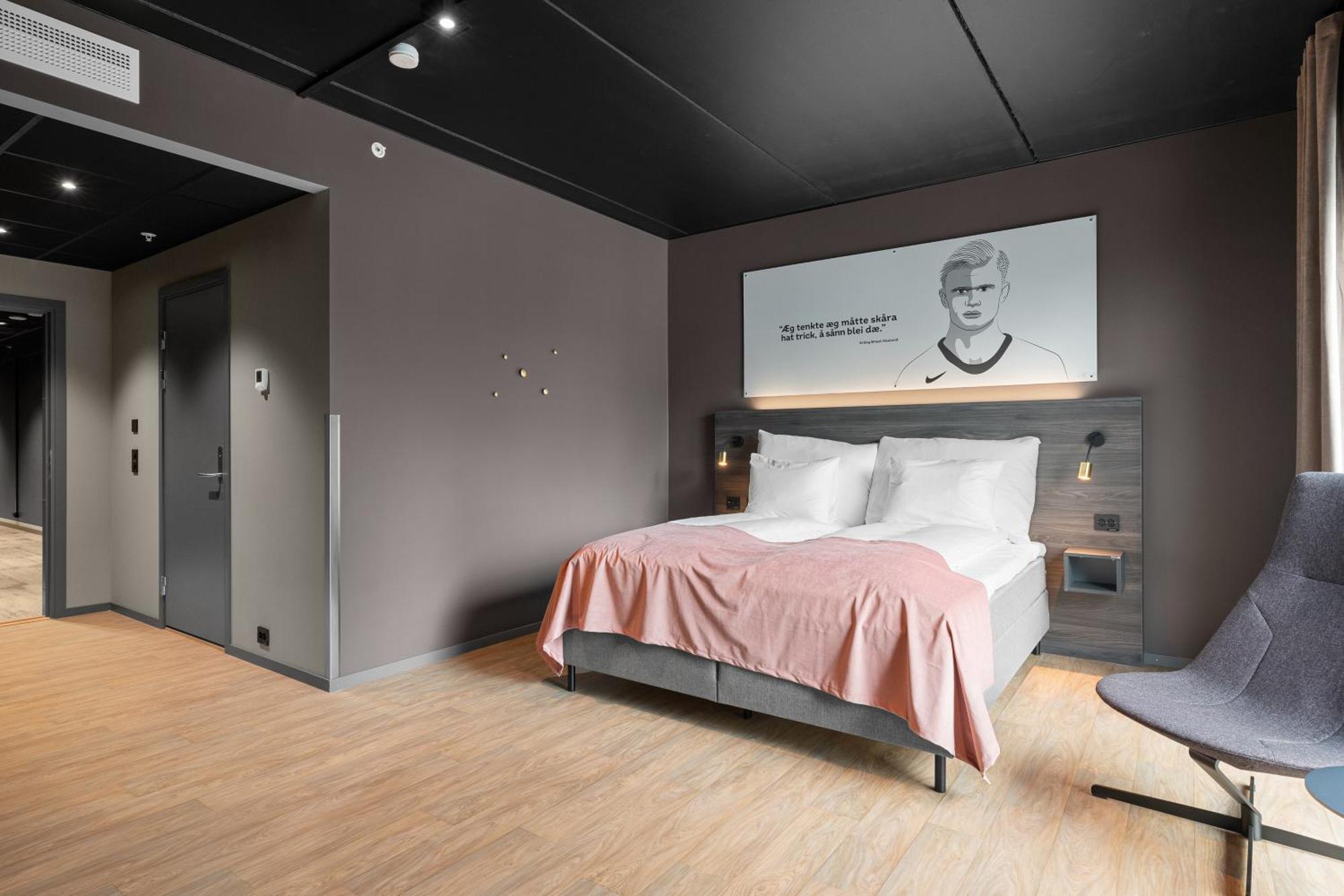 Hotell Jaeren Bryne Екстер'єр фото